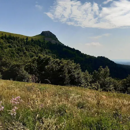 6 Personnes Chastreix Sancy * Dienne
